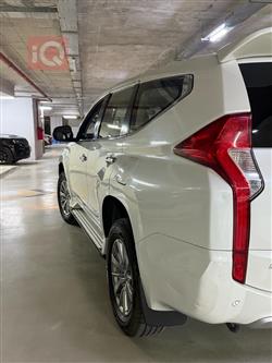 Mitsubishi Montero Sport